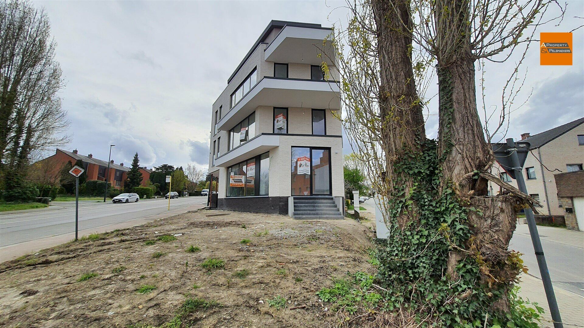 Immeuble à appartements à vendre à SINT-STEVENS-WOLUWE